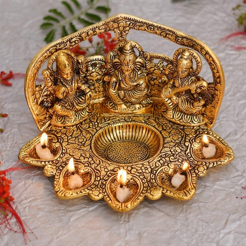 Diya Sagrada de Lakshmi, Ganesha y Saraswati — Trió Divino